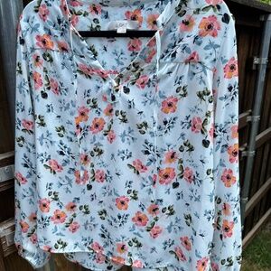 LOFT, MEDIUM, LIGHT BLUE WITH PINK AND DARKER BLUE FLOWERS